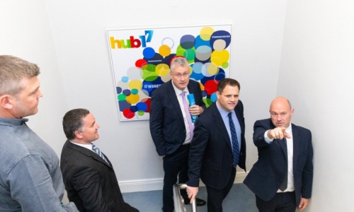 Minister Neale Richmond visits HUB 17 